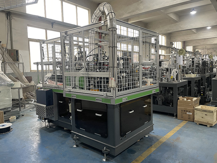 Flexible and Customizable Paper Cup Making Machines 3100KG Speed 120-150 Pcs / Minute